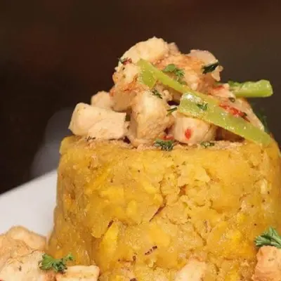 Mofongo de pollo 