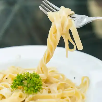 PASTA ALFREDO