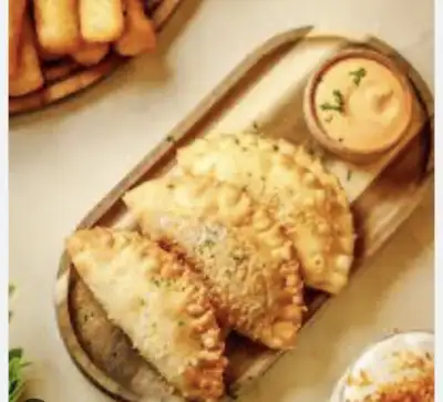 TRIO DE EMPANADAS