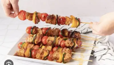 BROCHETAS DE CARNE