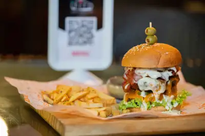 TITO´S BURGUER